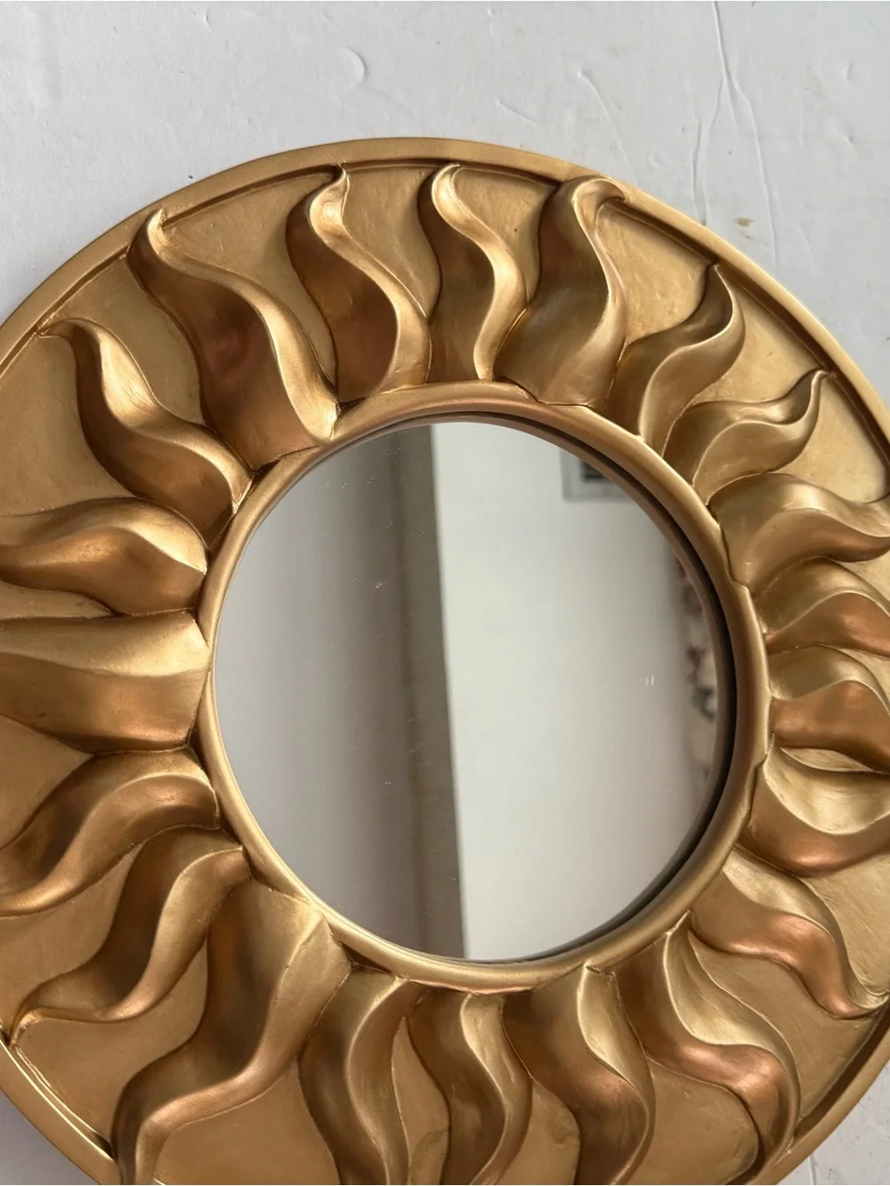 Gold Sunburst Round Wall Mirror - Decorative Home Wall Decor